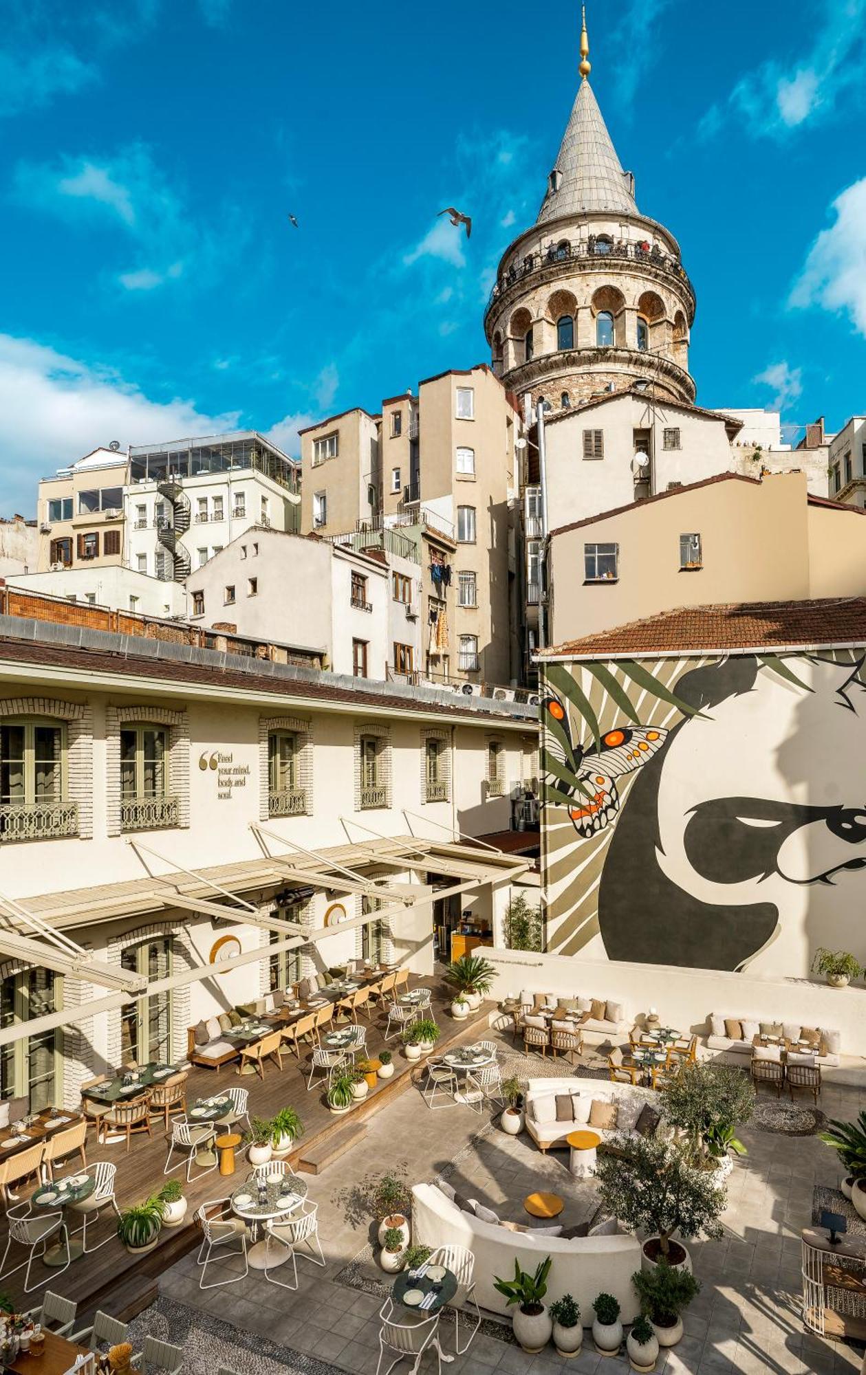 Ecole St. Pierre Hotel Istambul Exterior foto