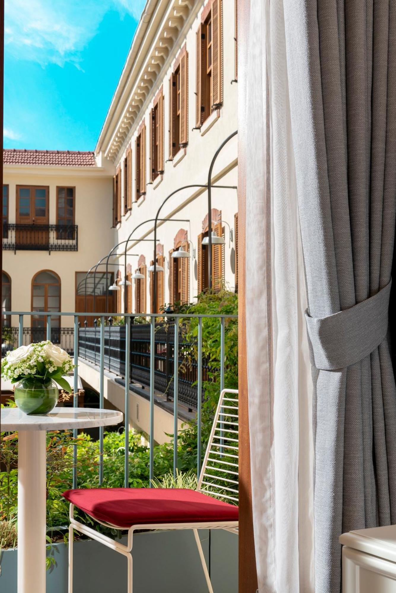 Ecole St. Pierre Hotel Istambul Exterior foto