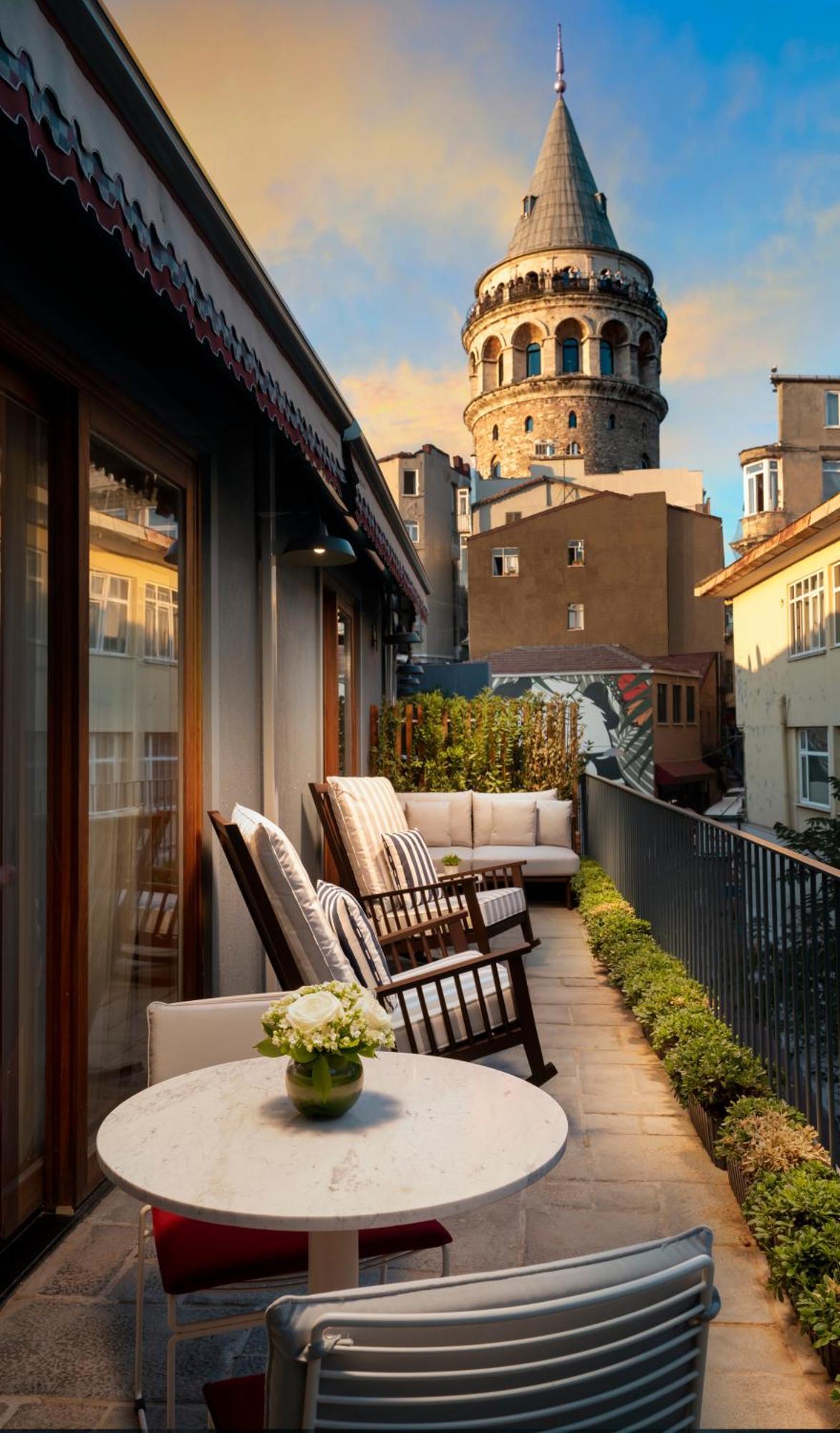 Ecole St. Pierre Hotel Istambul Exterior foto